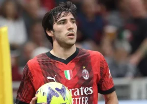 resize 6 Sandro Tonali 'Wanted to Stay at AC Milan' and 'Broke Down in Tears when Forced to Move'