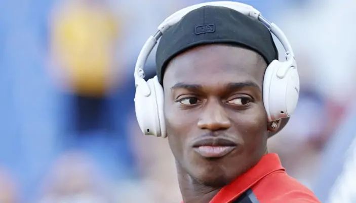 Rafael Leao Milan headphones Milan Looking Forward to Derby With Inter — Rafael Leao