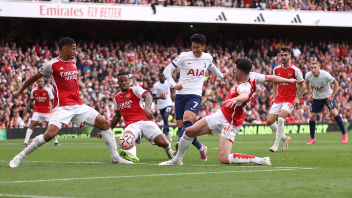 Arsenal and Tottenham Maintain Unbeaten Records in Thrilling North London Derby