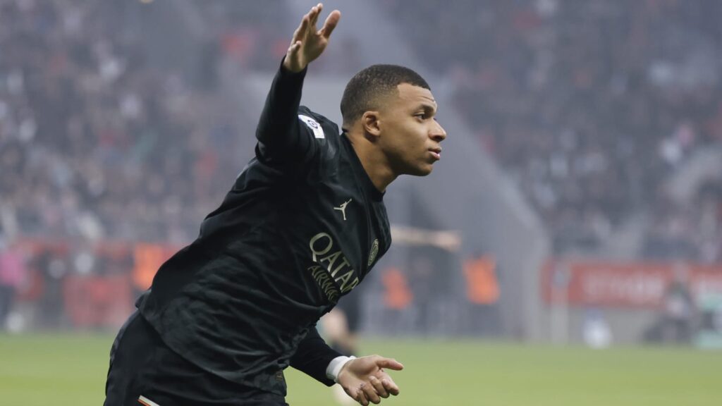 images GettyImages mmsport 90min en international web 01hf1n1x25rvgrqkbph4 Kylian Mbappe Gives icy Response to Question on Summer Transfer Saga