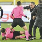 Turkey Lwague Turkish Leagues Put on Hold After Club President Assaults Referee