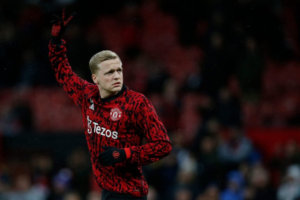 images GettyImages mmsport 90min en international web 01hj0vx9z3kp7q2sq980 Man United's Donny van de Beek Undergoing Medical for Loan Move to Eintracht Frankfurt