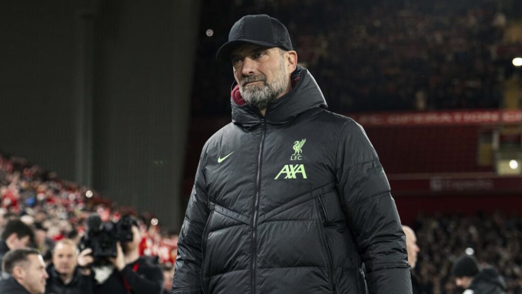 images GettyImages mmsport 90min en international web 01hjjtmnezpwq9b5gq4v Klopp Unveils Strategy to Tackle Left-Back Injury Woes at Liverpool