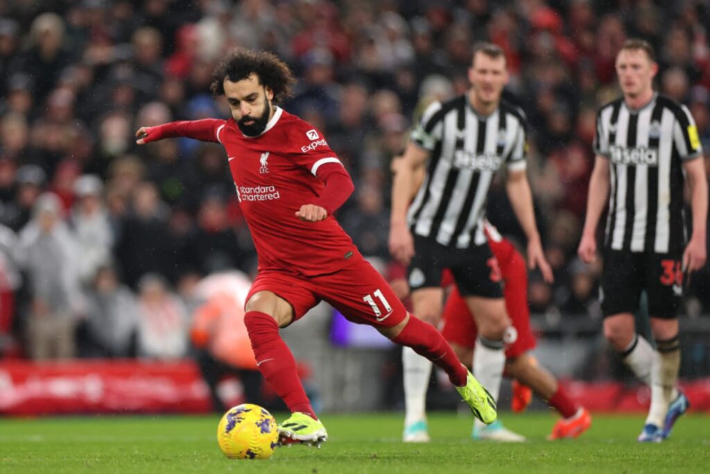 images GettyImages mmsport 90min en international web 01hk4s5bga754wm0wd76 1 Mohamed Salah's Boot Swap: Liverpool Star's Tactical Move After Newcastle Penalty Miss