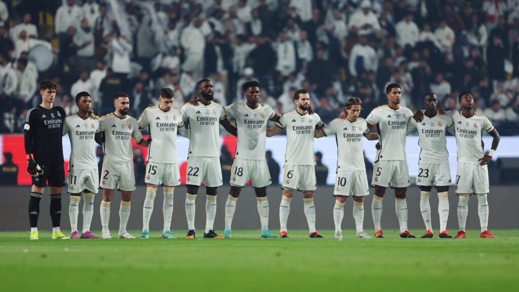 images GettyImages mmsport 90min en international web 01hktqf1a2mtbg7vzsry Real Madrid Advances to the Supercopa de España Final following an Exhilarating Derby Showdown.