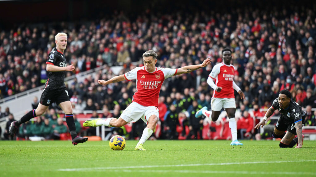 images GettyImages mmsport 90min en international web 01hmkm1mmqn7z4726y44 Arsenal Dominates Crystal Palace with 5-0 Victory at the Emirates