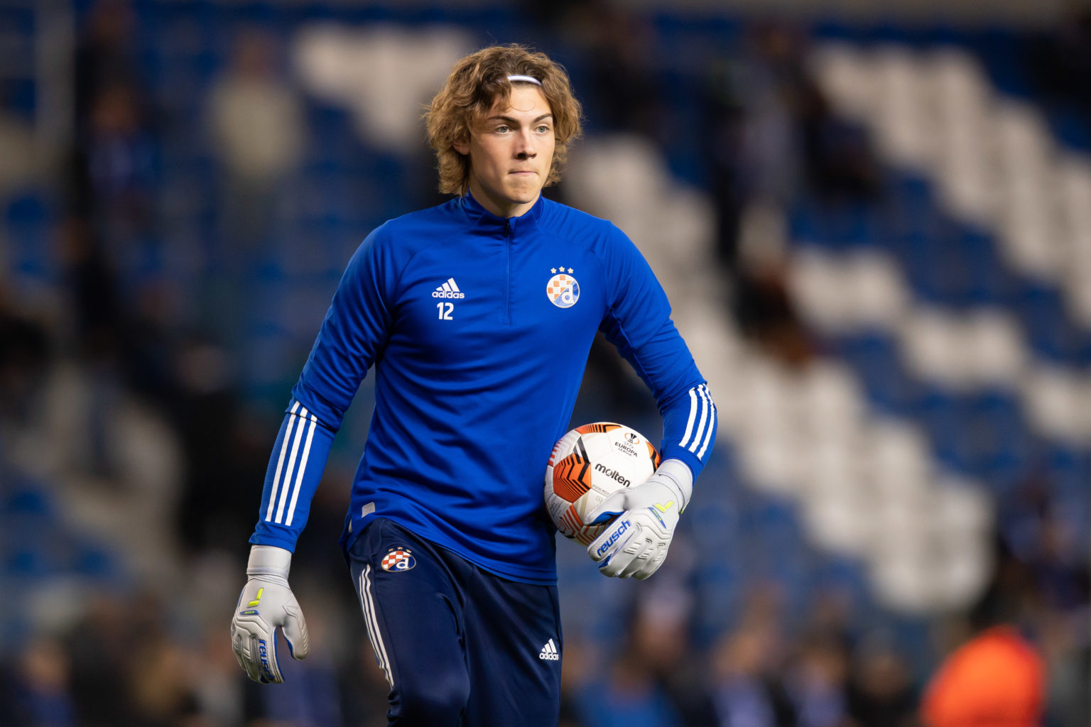 (BILD OUT) goalkeeper Nikola Cavlina of GNK Dinamo Zagreb looks on prior to the UEFA Europa League Group H match between KRC Genk and Dinamo Zagreb...