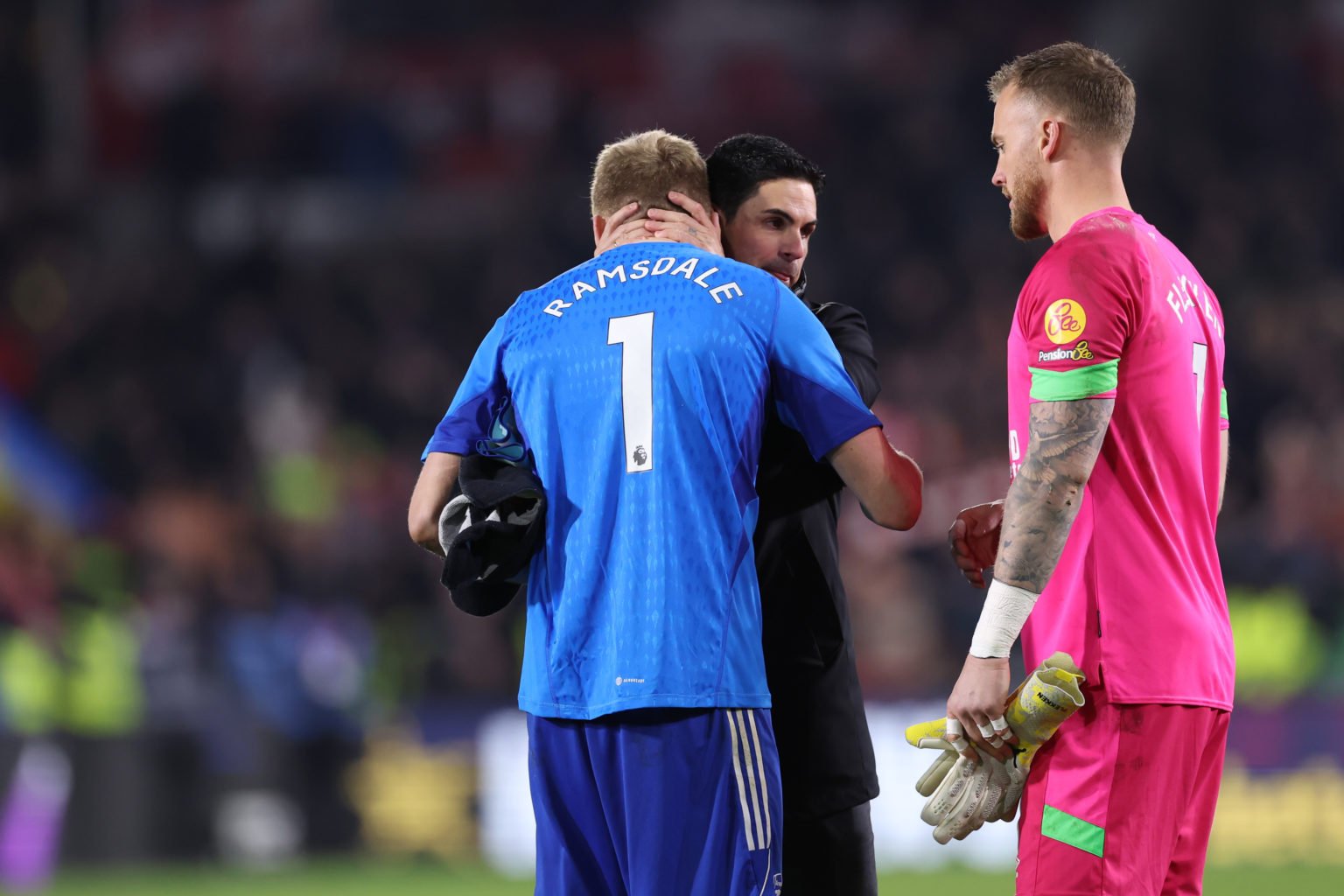 Arsenal goalkeeper Aaron Ramsdale and Arsenal manager Mikel Arteta during the Premier League match between Brentford FC and Arsenal FC at Gtech Com...