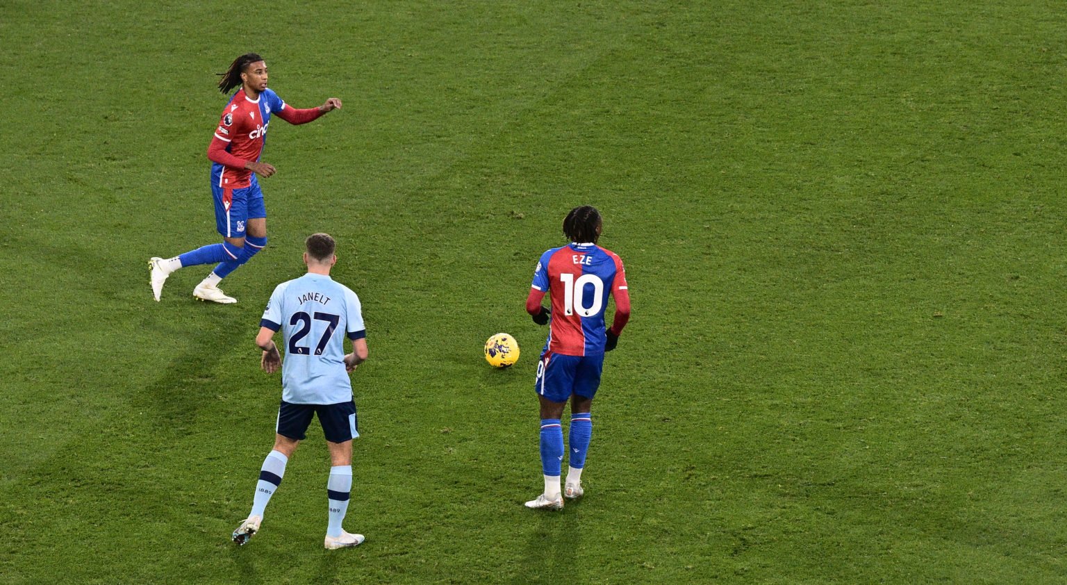 Michael Olise and Eberechi Eze of Crystal Palace during the Premier League match between Crystal Palace and Brentford FC at Selhurst Park on Decemb...