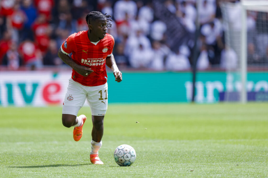 GettyImages 2151137887 1536x1024 1 Report: Liverpool now told to pay at least £35m to sign Arne Slot target compared to Sadio Mane