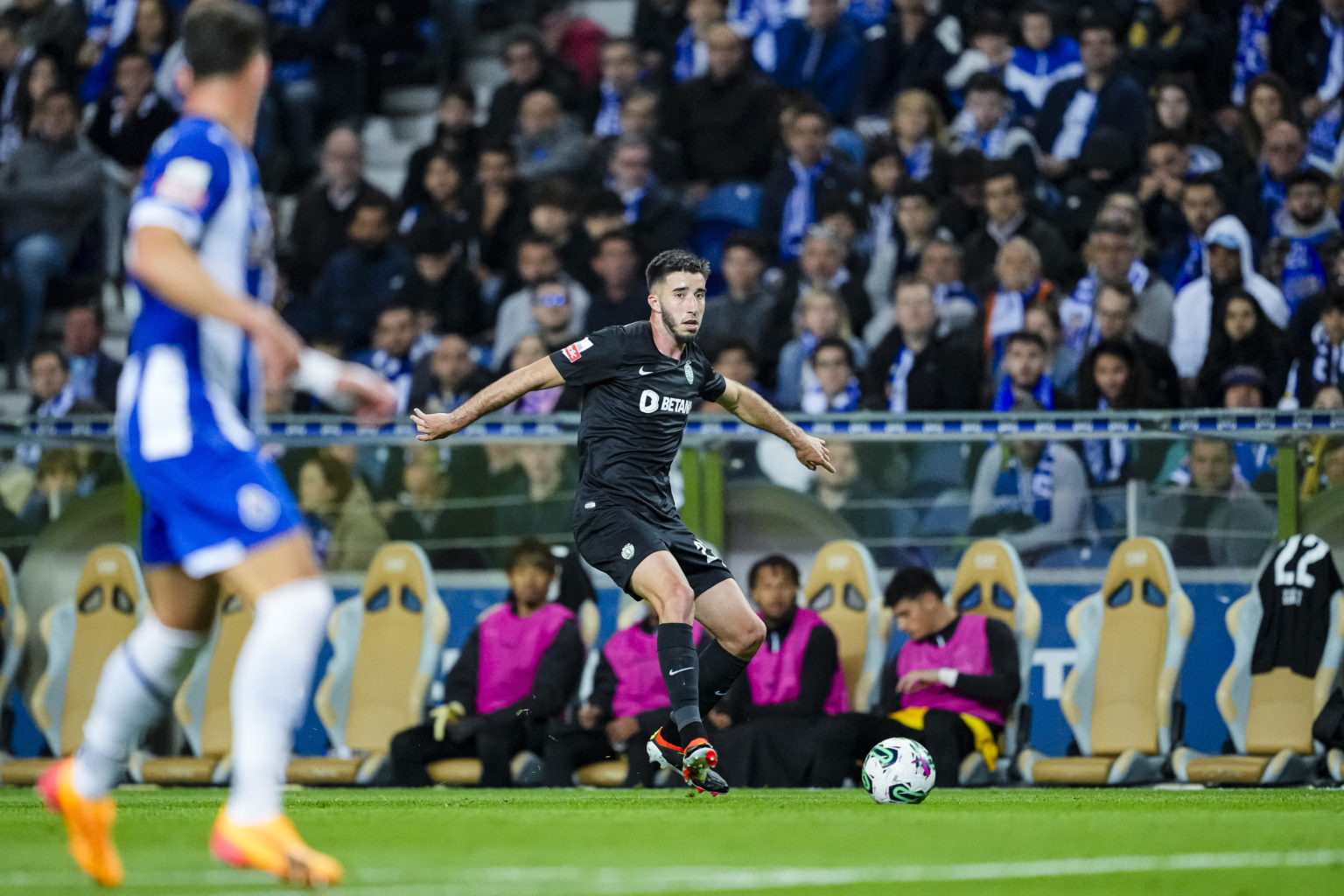 Gonçalo Inácio of Sporting runs with the ball during the Liga Portugal Bwin match between FC Porto and Sporting CP at Estadio do Dragao on April 28...