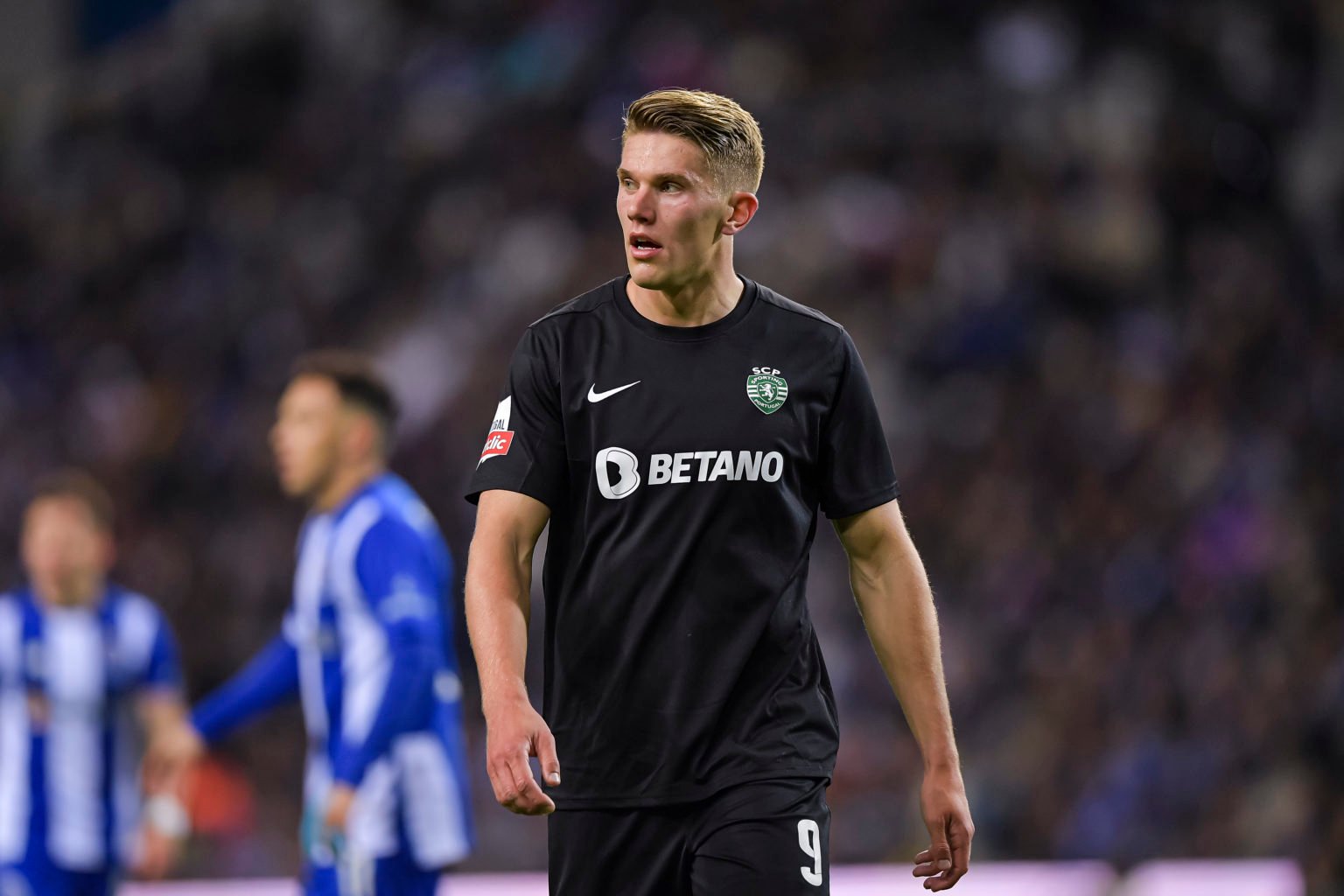 Viktor Gyokeres of Sporting walks in the field during the Liga Portugal Bwin match between FC Porto and Sporting CP at Estadio do Dragao on April 2...