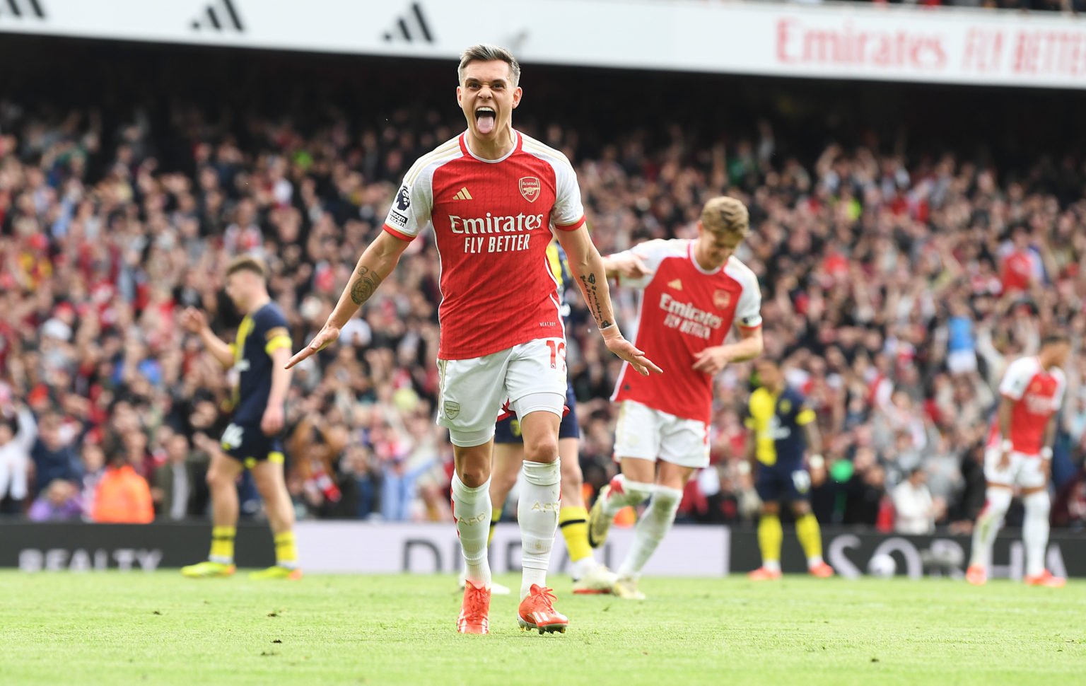 Leandro Trossard of Arsenal celebrates scoring his team's second goal during the Premier League match between Arsenal FC and AFC Bournemouth at Emi...