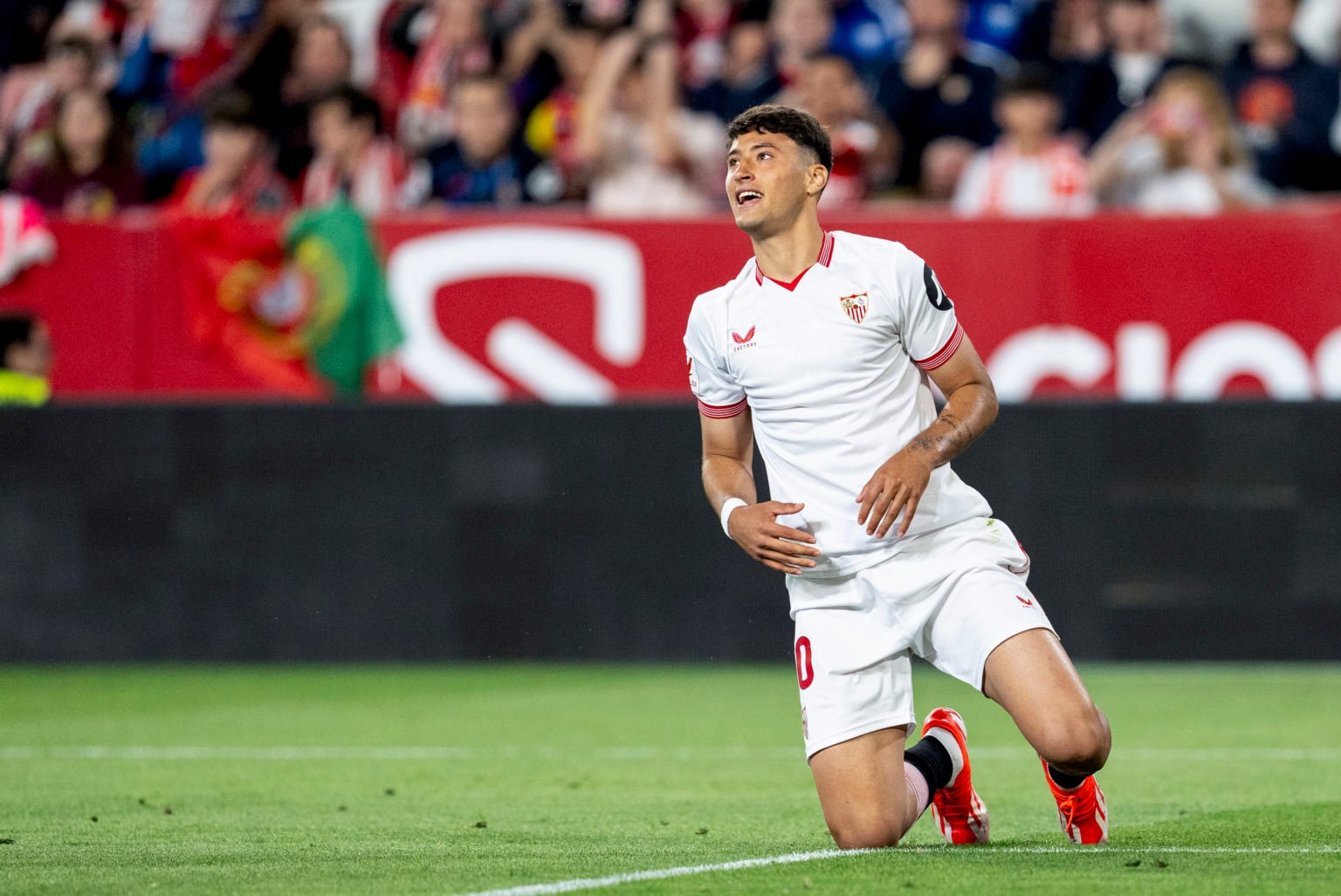 Alejo Veliz of Sevilla FC in action during the Spanish league, LaLiga EA Sports, football match played between Sevilla FC and Granada CF at Ramon S...