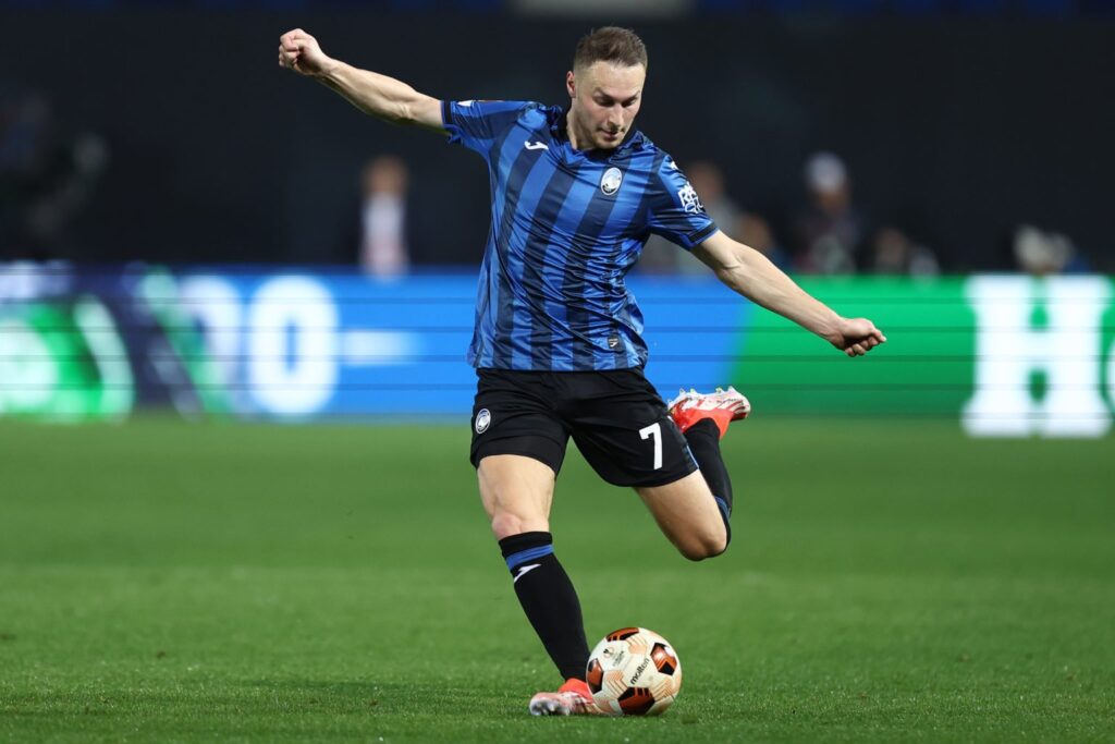 GettyImages 2151869005 1536x1024 3 Report: Liverpool in talks with agent of the 'best midfielder in Europe' and his club, Anfield now a realistic destination