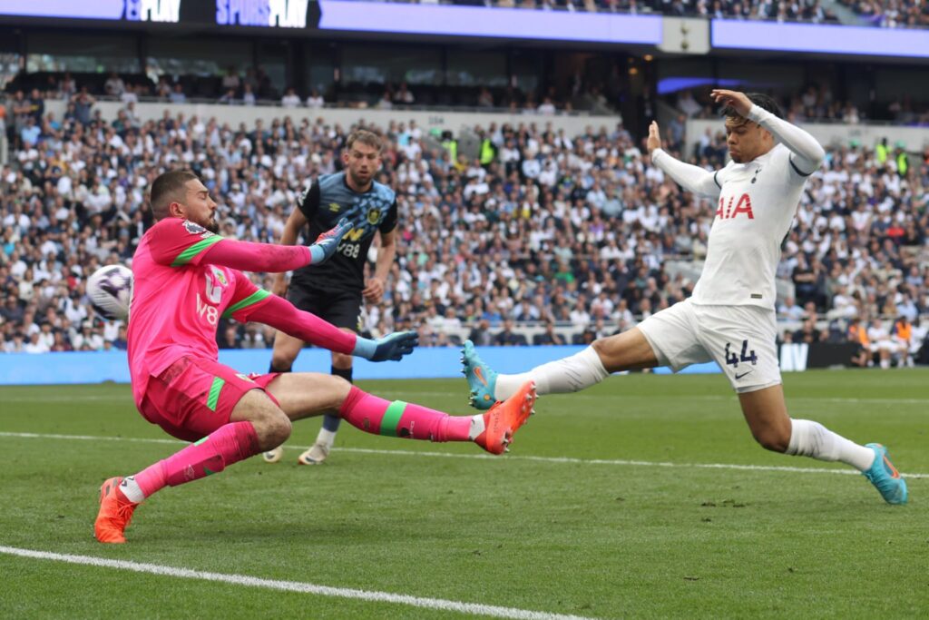 GettyImages 2151941905 1536x1024 1 'Really hard': Ange Postecoglou shares his thoughts on how Dane Scarlett performed in Tottenham 2-1 Burnley