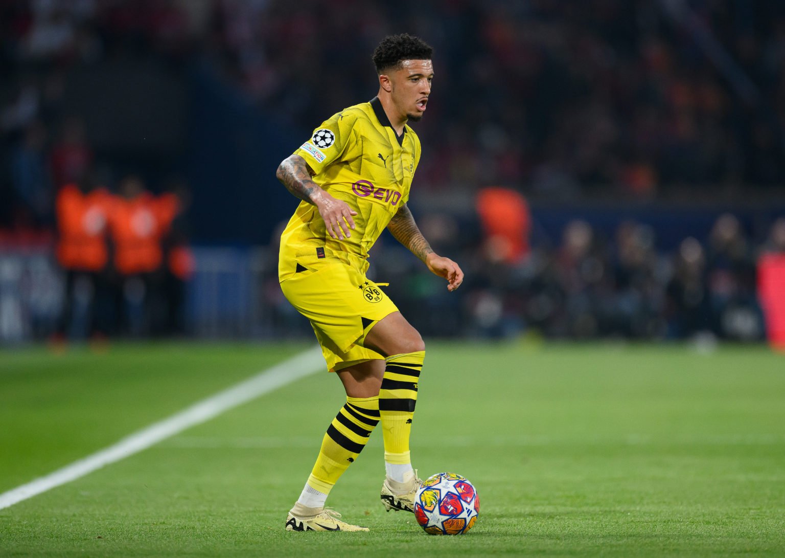 Jadon Sancho of Borussia Dortmund controls the ball during the UEFA Champions League semi-final second leg match between Paris Saint-Germain and Bo...