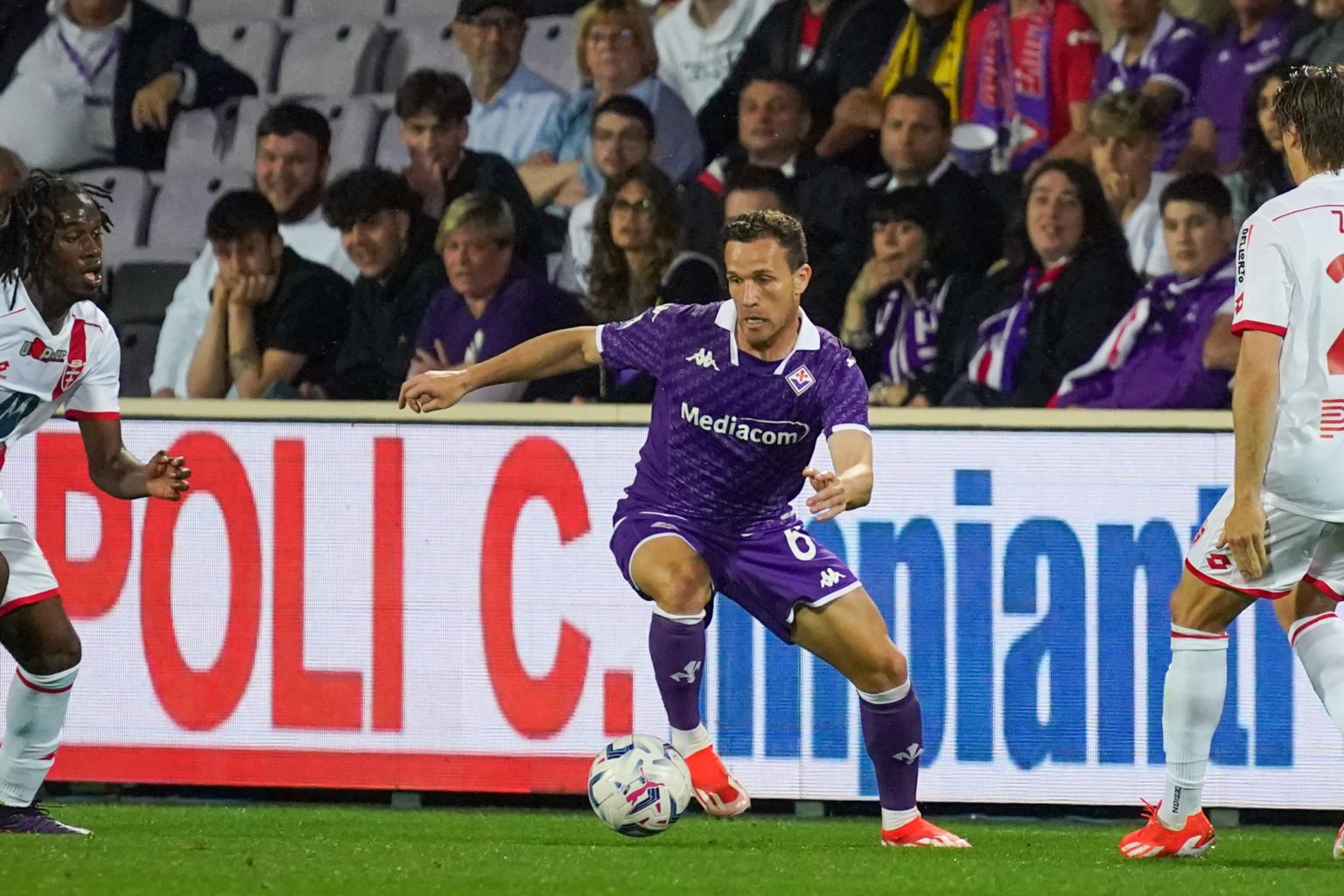 Arthur Melo is playing during ACF Fiorentina against AC Monza, Serie A, at Franchi Stadium in Florence, Italy, on May 13, 2024.