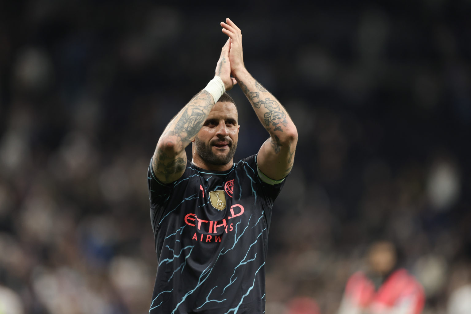 Kyle Walker of Manchester City celebrates winning the game at full time during the Premier League match between Tottenham Hotspur and Manchester Ci...