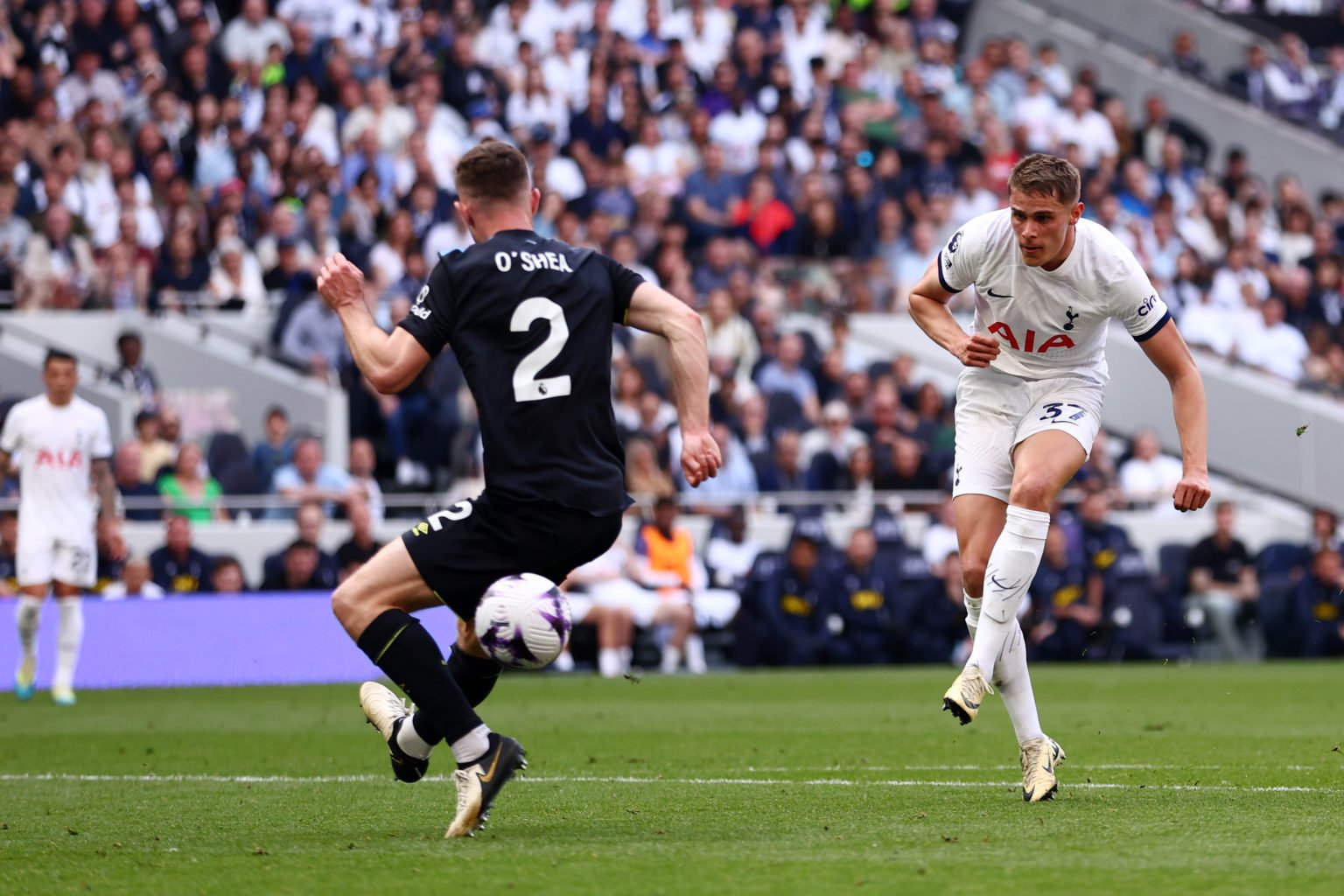 Micky van de Ven of Tottenham Hotspur scores his team's second goal during the Premier League match between Tottenham Hotspur and Burnley FC at Tot...