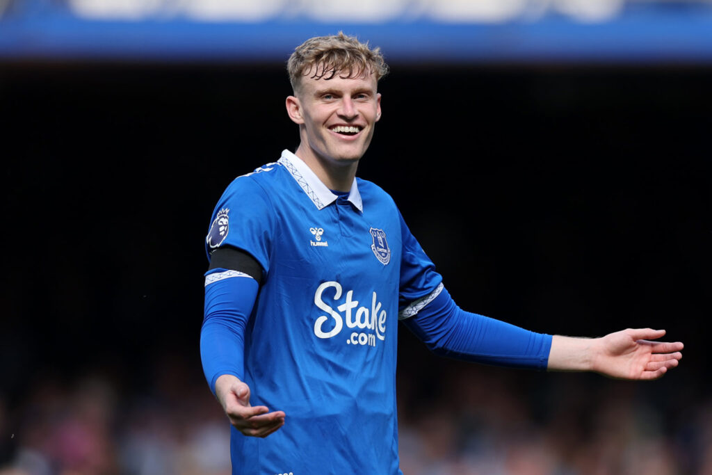 GettyImages 2152549404 1536x1024 1 'Top two': Vitaliy Mykolenko thinks 'outstanding' Everton man is one of the best players in the PL