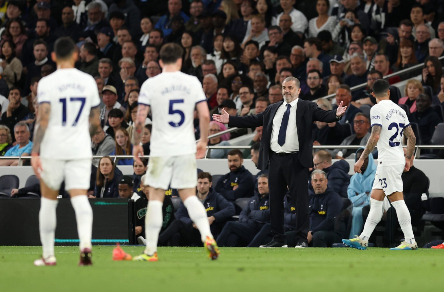 Ange Postecoglou, Manager of Tottenham Hotspur, reacts during the Premier League match between Tottenham Hotspur and Manchester City at Tottenham H...