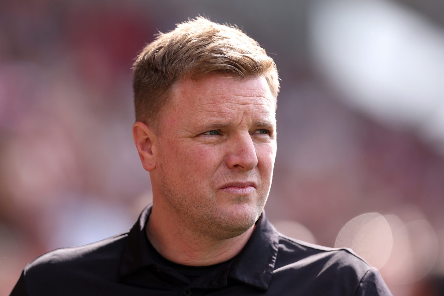 Newcastle manager Eddie Howe looks on during the Premier League match between Brentford FC and Newcastle United at Brentford Community Stadium on M...