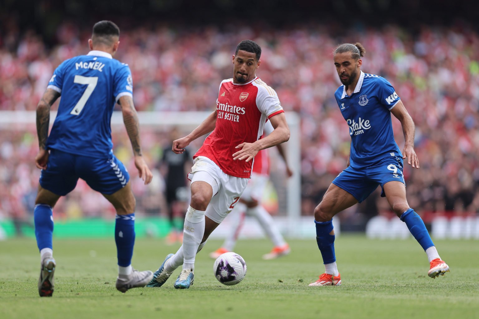 William Saliba of Arsenal and Dominic Calvert-Lewin of Everton  during the Premier League match between Arsenal FC and Everton FC at Emirates Stadi...