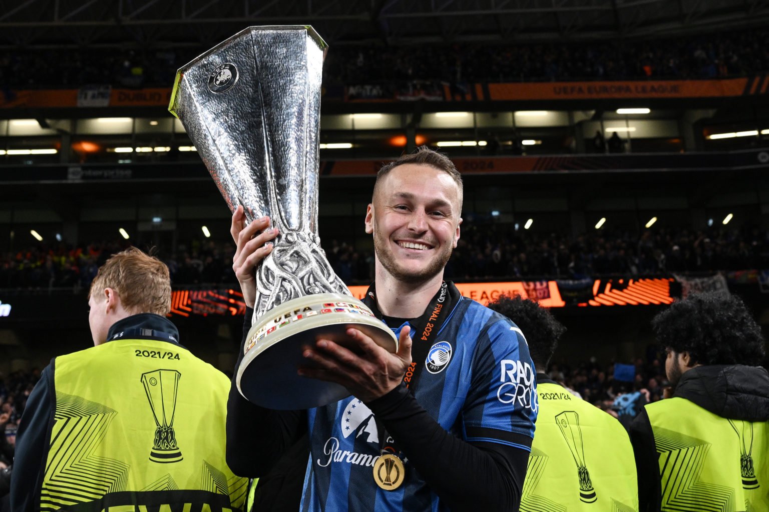 Teun Koopmeiners of Atalanta celebrates victory at the end of the match the UEFA Europa League 2023/24 final match between Atalanta BC and Bayer 04...