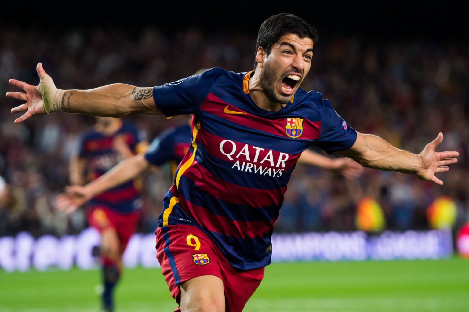 Luis Suarez of FC Barcelona celebrates after scoring his team's second goal during the UEFA Champions League Group E match between FC Barcelona and...