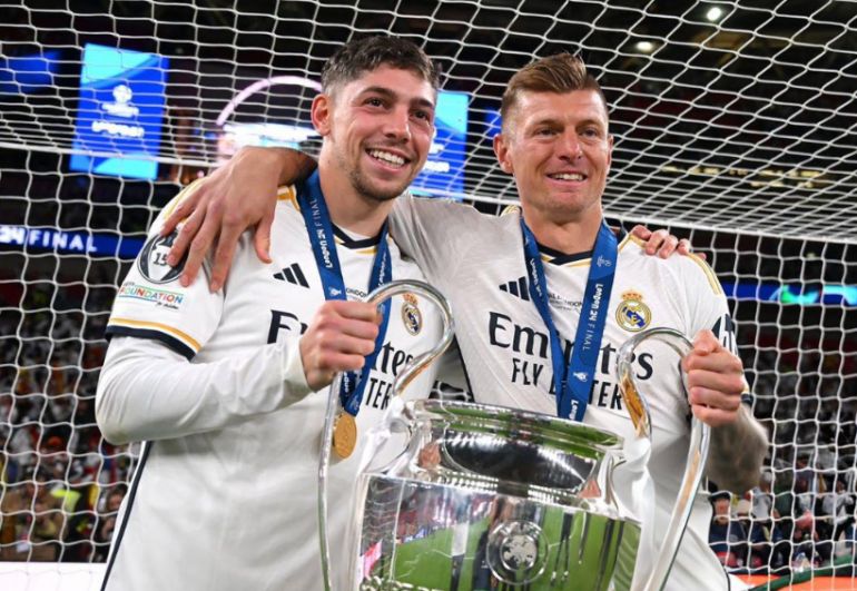 Valverde Kroos 770x531 1 Toni Kroos delivers on promise in Real Madrid farewell message