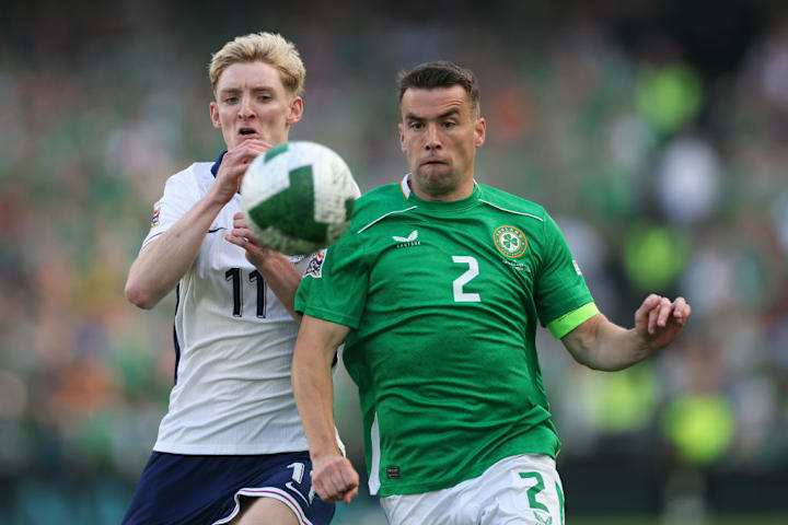 Seamus Coleman, Anthony Gordon