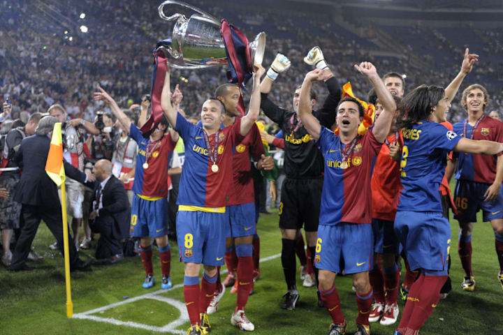 FBL-EUR-C1-FINAL-ESP-ENG-BARCELONA-MANUTD-CUP