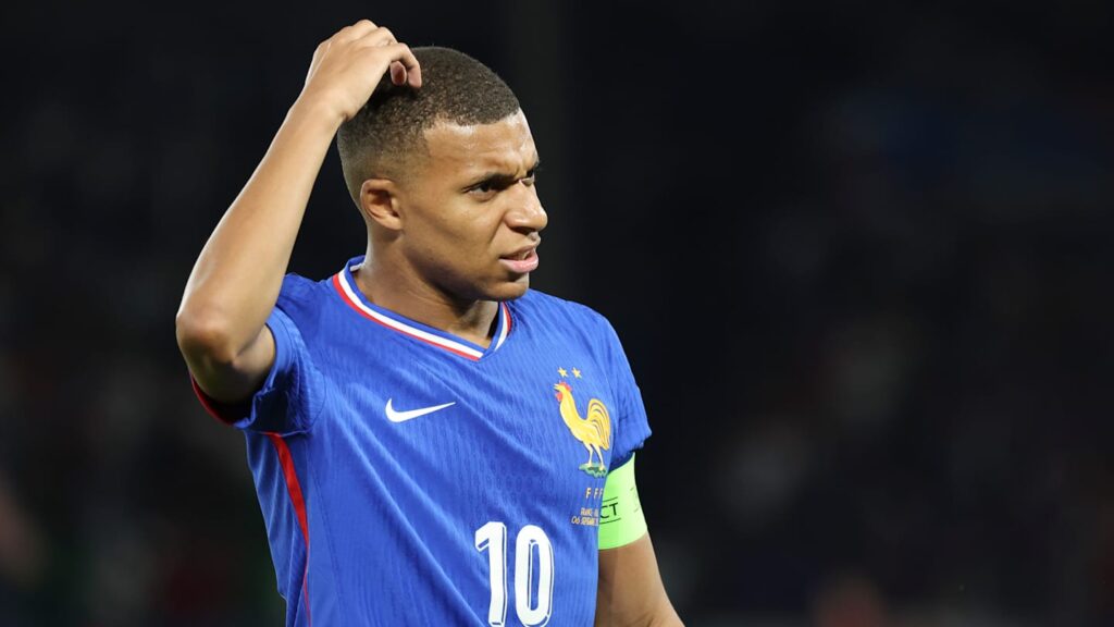 01j7js3kssqhn0f71kqn Kylian Mbappe rejects 'mediation' in €55m feud with PSG