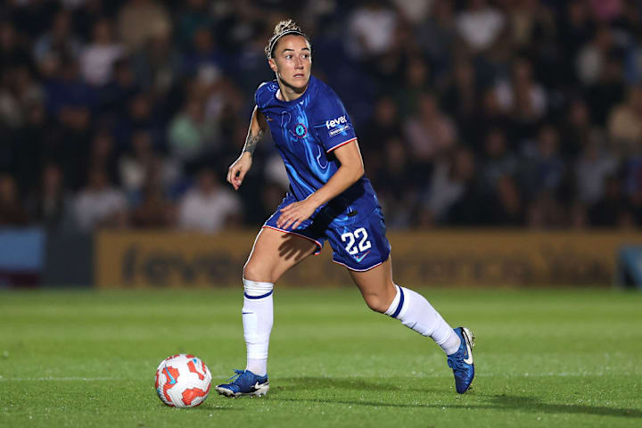 Lucy Bronze