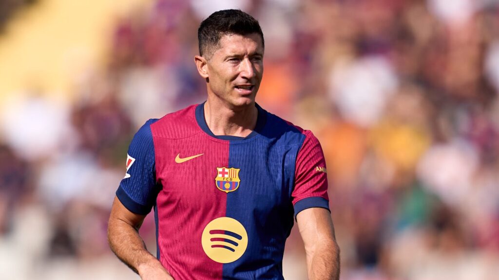 01j8cjg322he1bwb6ws0 Barcelona draw up '3-player shortlist' to replace Robert Lewandowski