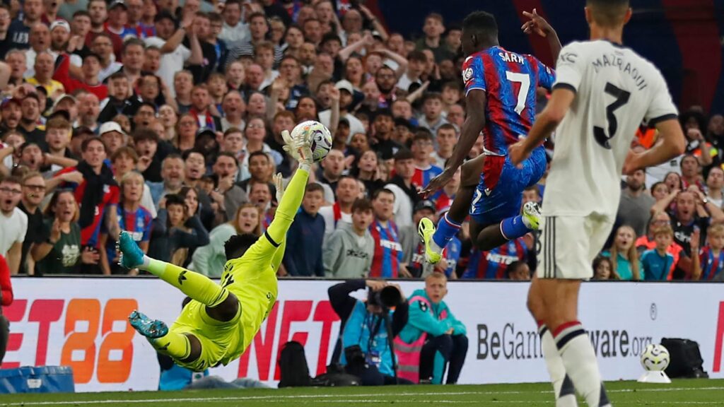 01j8fcg8gxptkkckztkr Man Utd hero Andre Onana explains key to miraculous double save at Crystal Palace