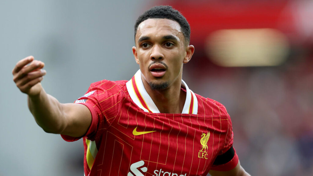 01j8hwwdncdhcnsnh55j Arne Slot explains how he is helping Trent Alexander-Arnold become a better defender