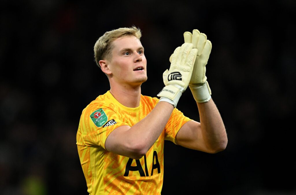 GettyImages 2193002195 1 scaled Dominic Solanke raves about Antonin Kinsky after seeing his debut display for Tottenham against Liverpool